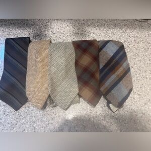 Assorted Vintage Woven Men's Brown & Beige Plaid Wool Tie - Classic Fall Necktie